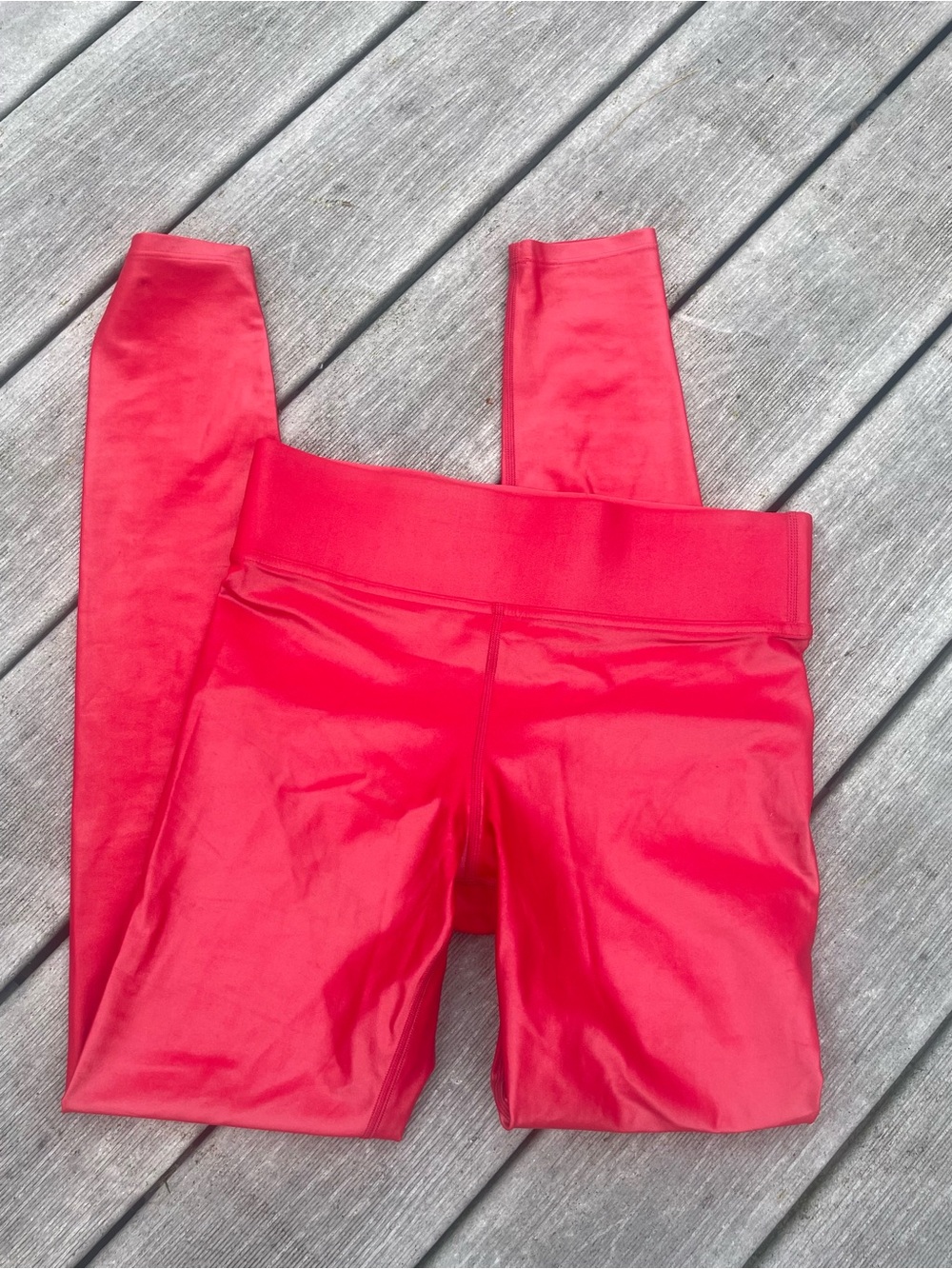 Carbon38 Takara Shine Leggings Bright Red Holidays! size M NWOT Carbon 38